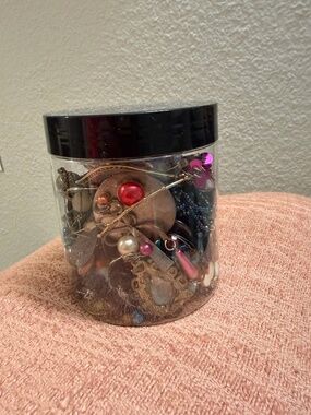 Mystery single earrings jar